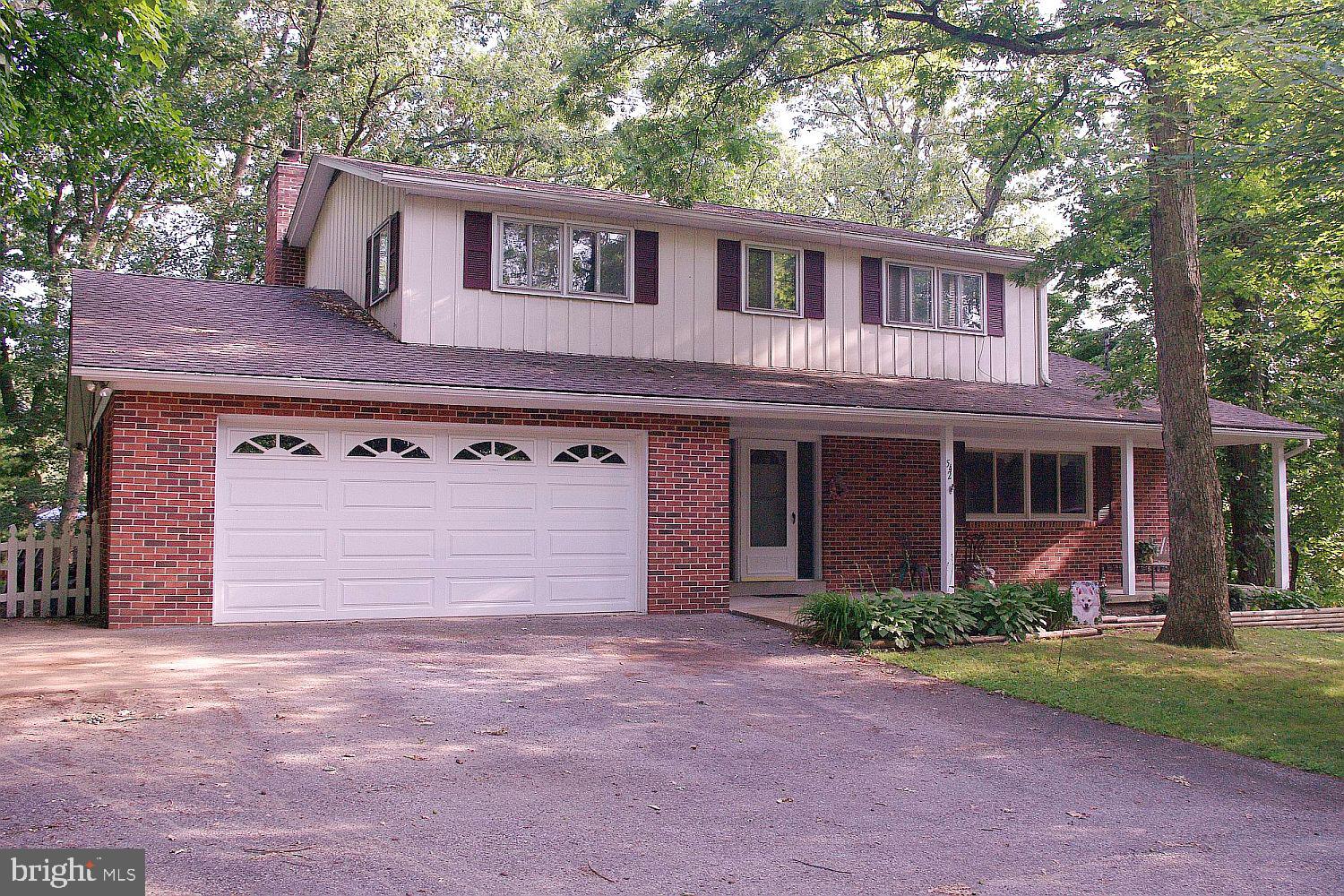 542 Maywood Road York, PA 17402 - Photo 1 of 48 Gallery Image 1