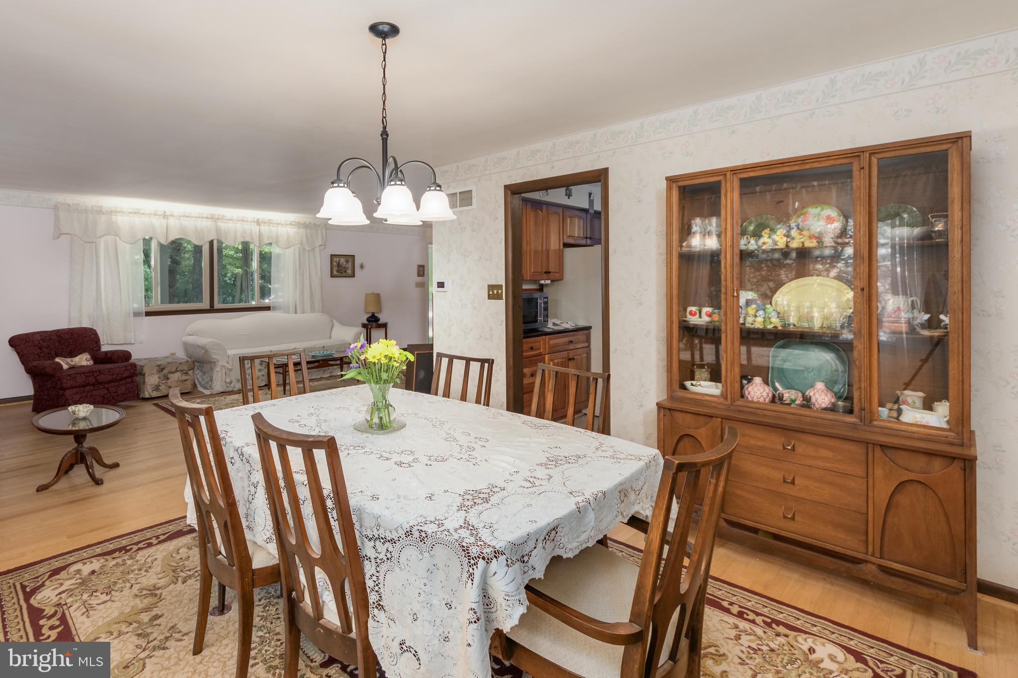542 Maywood Road York, PA 17402 - Photo 12 of 48 Gallery Image 12