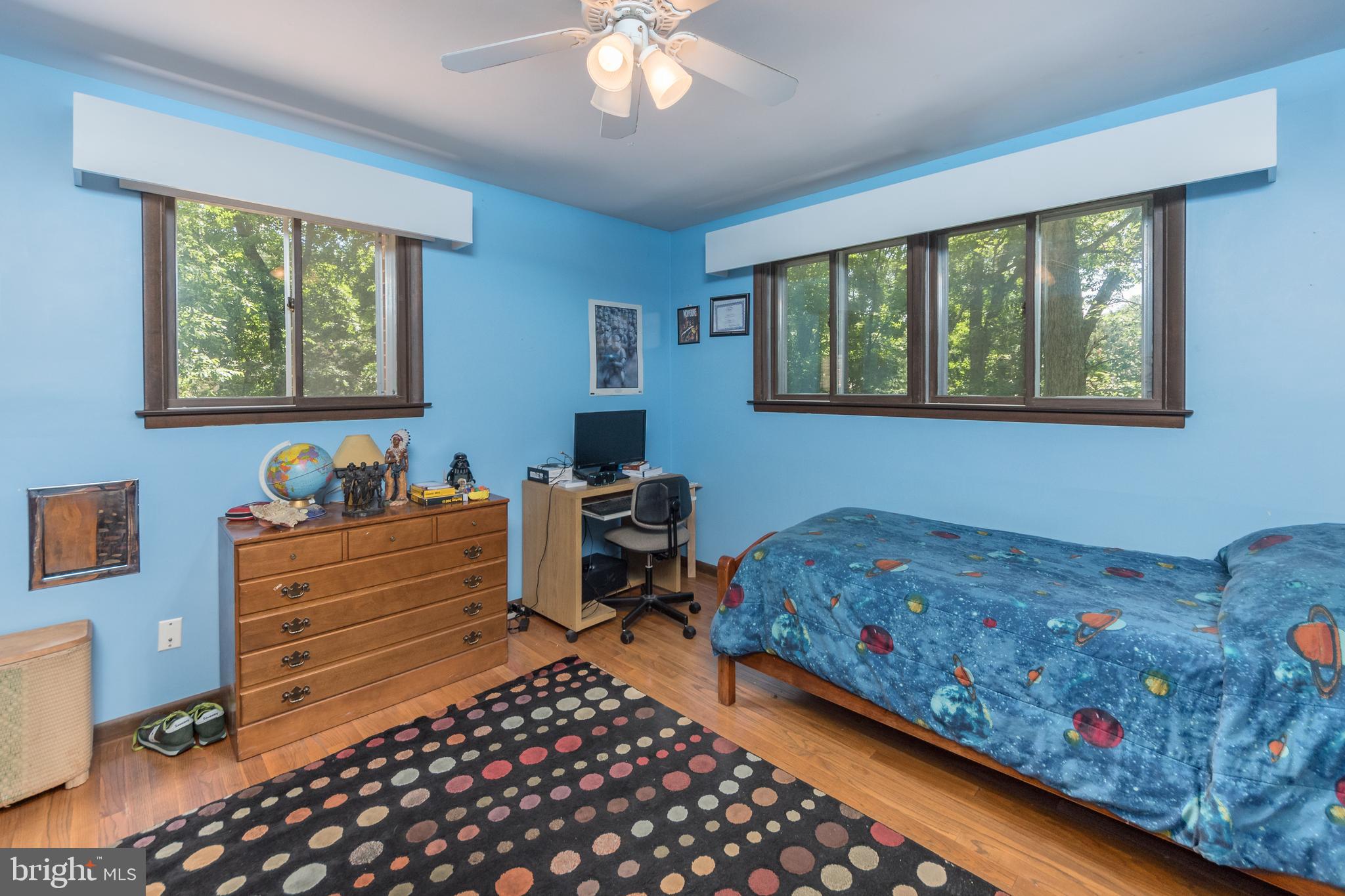 542 Maywood Road York, PA 17402 - Photo 36 of 48 Gallery Image 36
