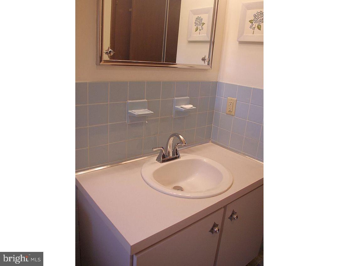 542 Maywood Road York, PA 17402 - Photo 39 of 48 Gallery Image 39