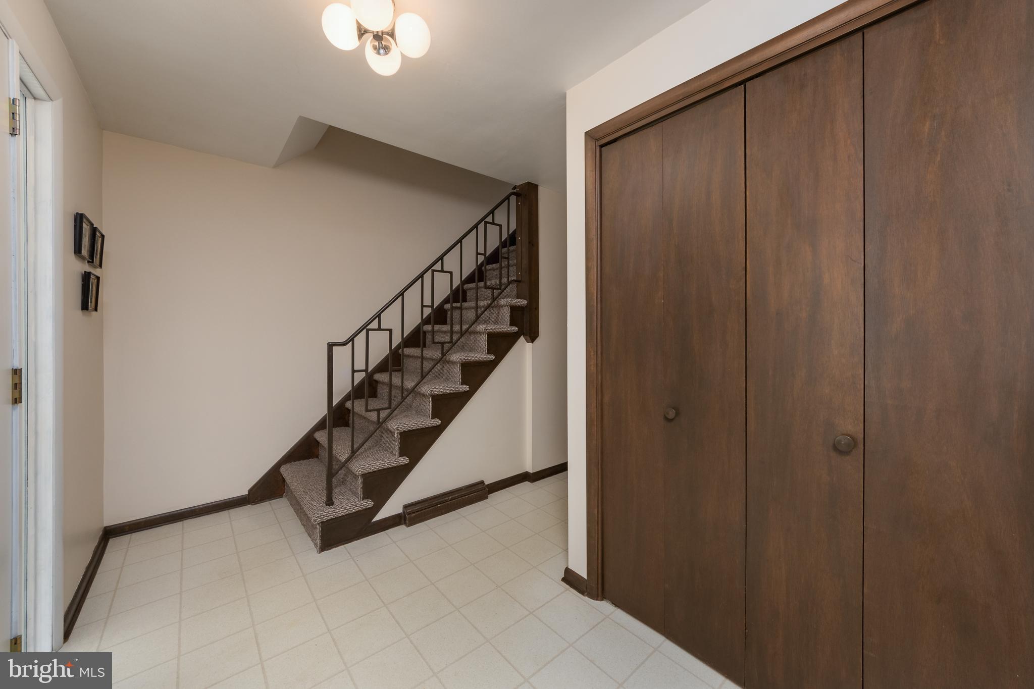 542 Maywood Road York, PA 17402 - Photo 42 of 48 Gallery Image 42
