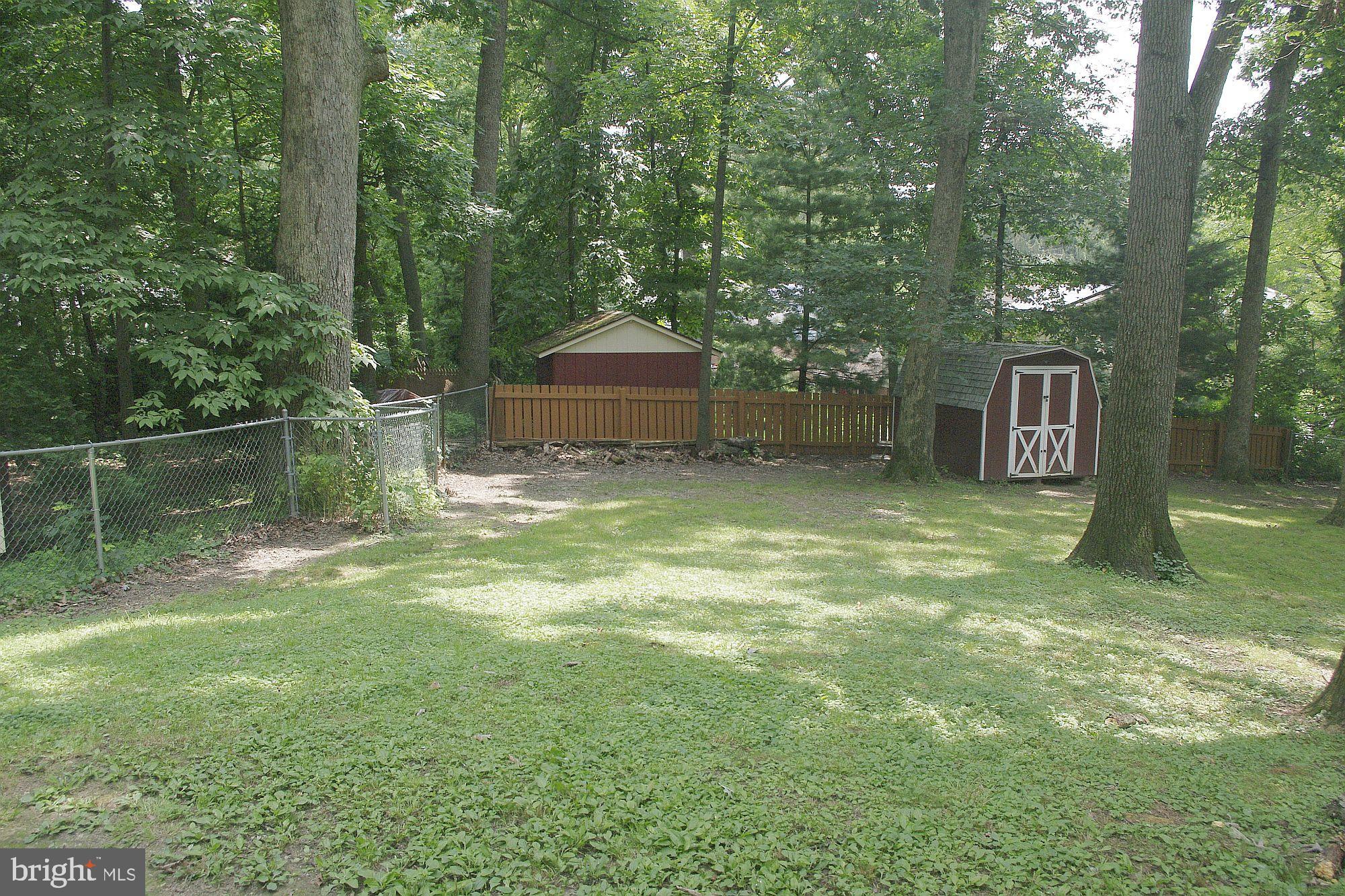 542 Maywood Road York, PA 17402 - Photo 45 of 48 Gallery Image 45