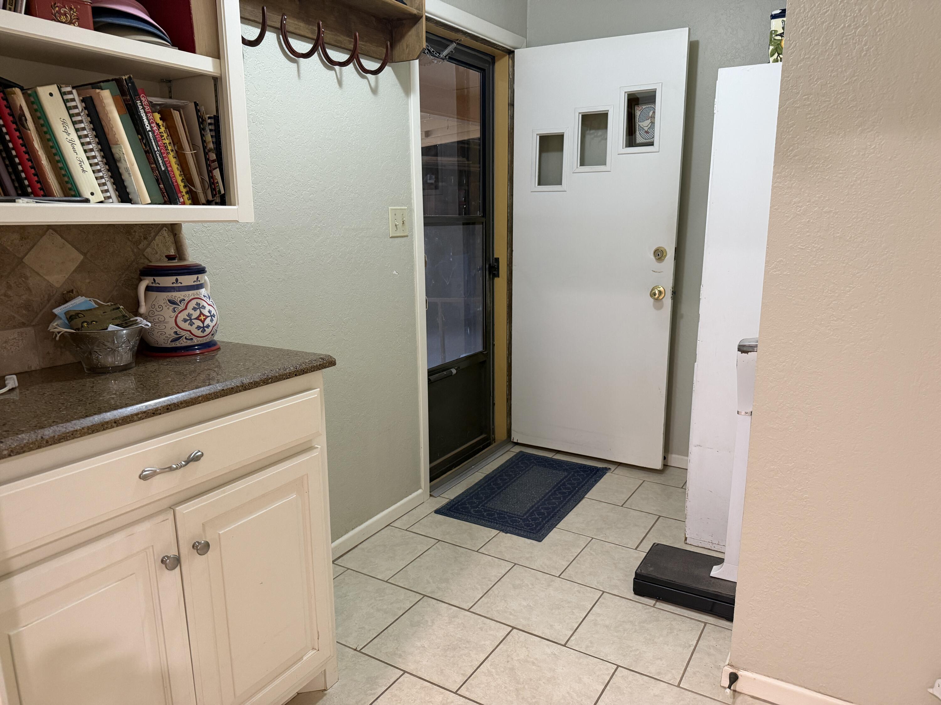107 North 17th Street Lamesa, TX 79331 - Photo 14 of 47 IMG_5977