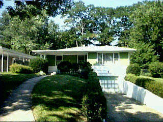 214 Farragut Road Greenhills, OH 45218 - Photo 1 of 1