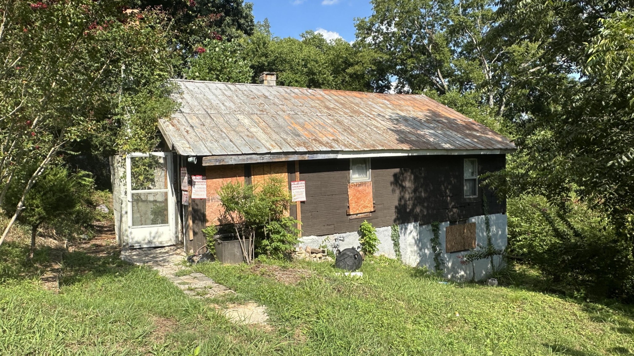 160 Dal Brown Road Chattanooga, TN 37405 - Photo 1 of 22