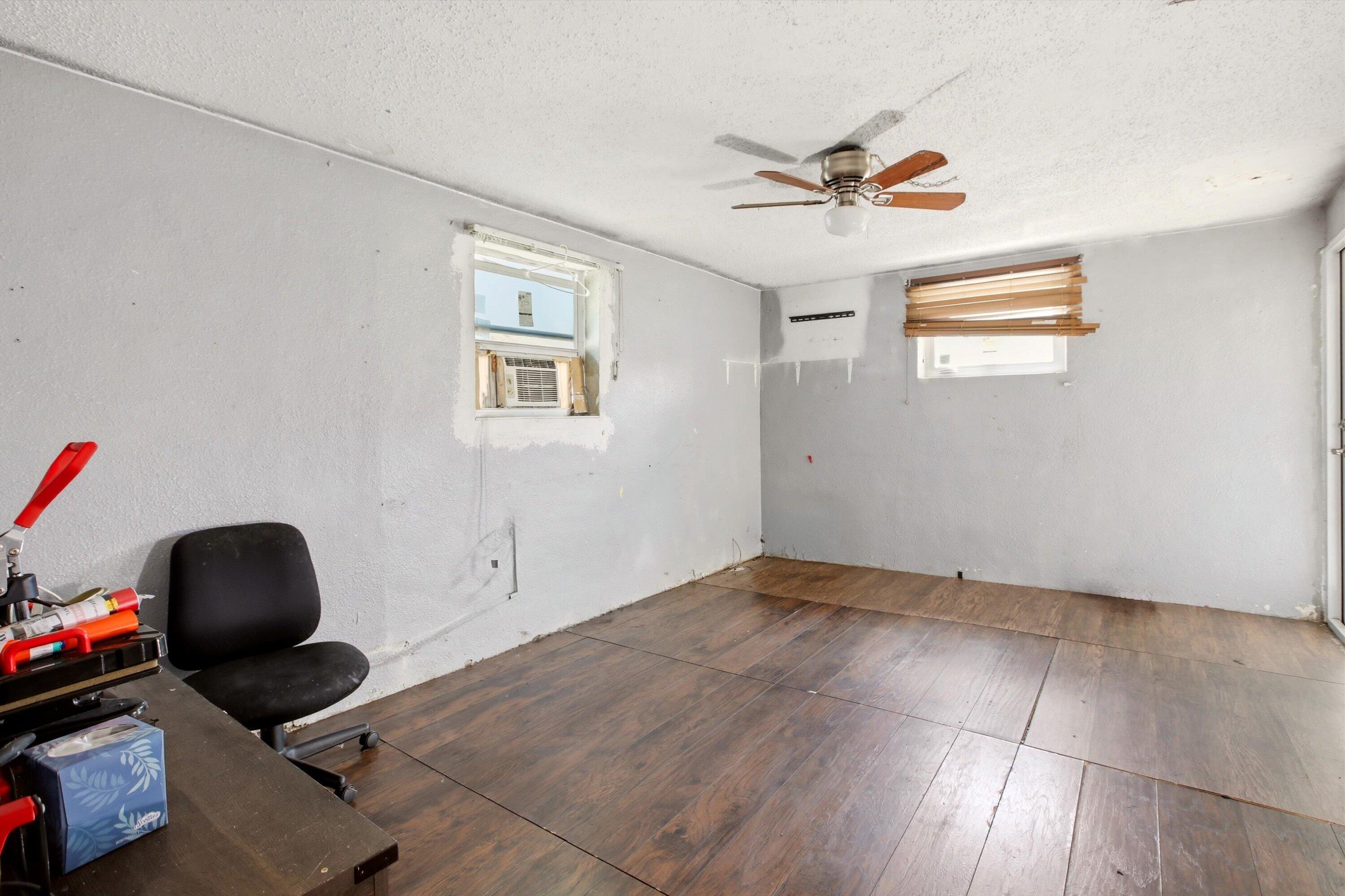 1671 North Cypress Road Pompano Beach, FL 33060 - Photo 23 of 34 19-Property Photo 019