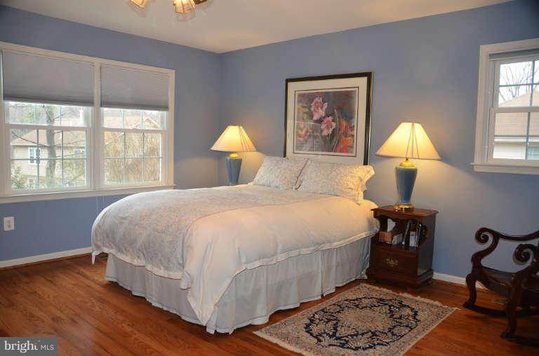 10180 Red Spruce Road Fairfax, VA 22032 - Photo 12 of 25 Bedroom (Master)