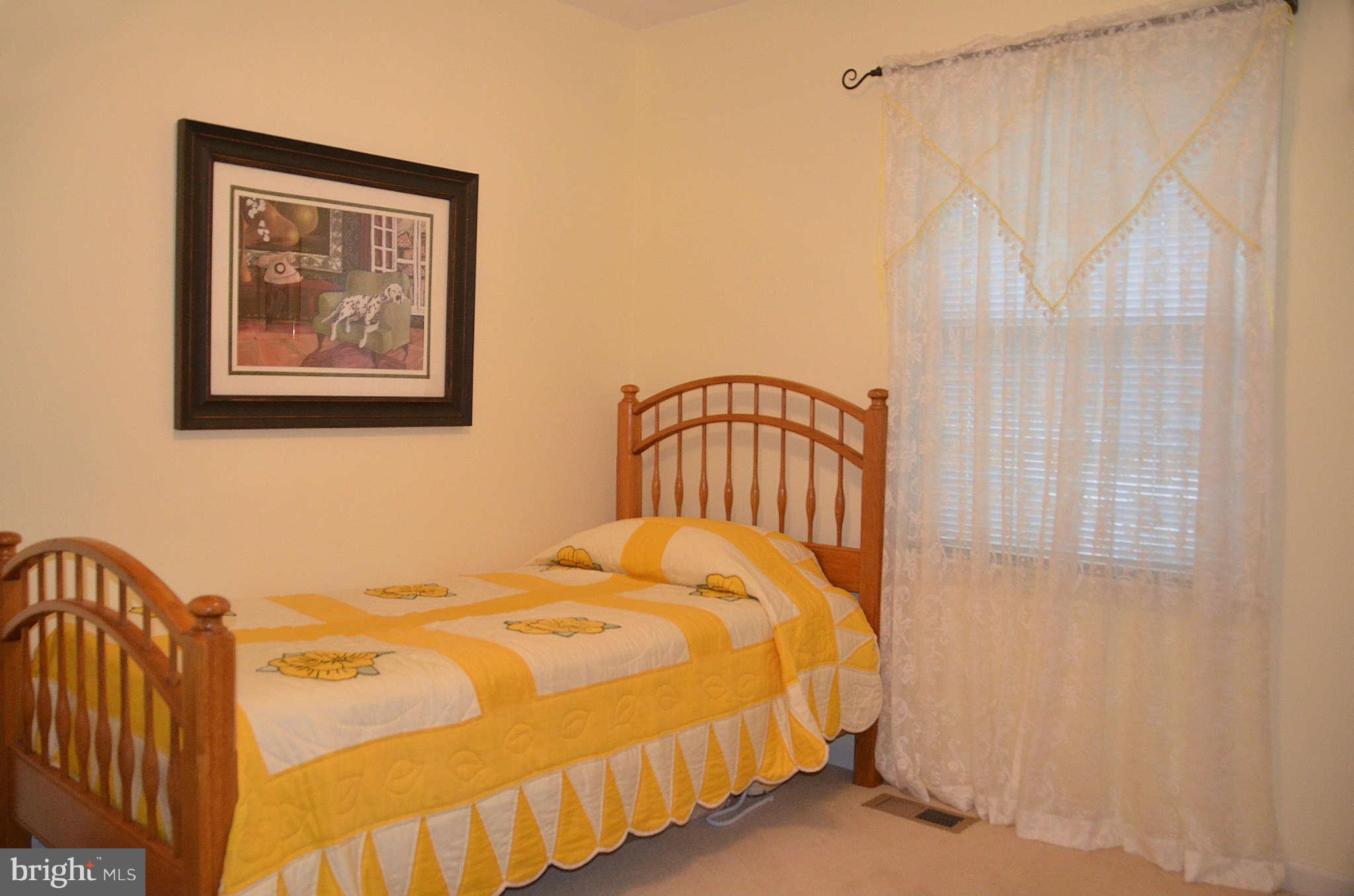 10180 Red Spruce Road Fairfax, VA 22032 - Photo 16 of 25 Bedroom