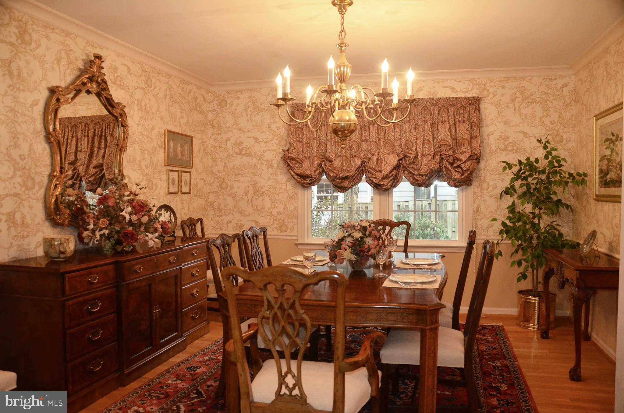 10180 Red Spruce Road Fairfax, VA 22032 - Photo 9 of 25 Formal Dining Room