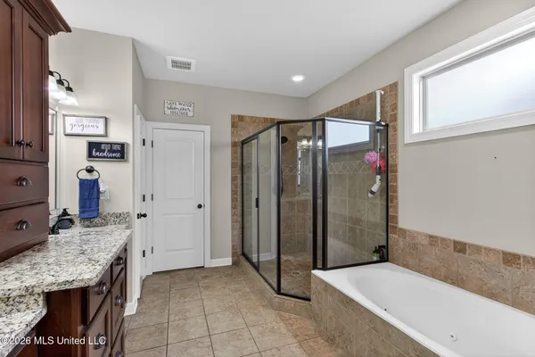 $589,900 | 1052 Aquila Circle North, Olive Branch, MS 38654