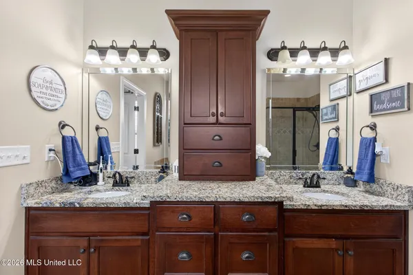 $589,900 | 1052 Aquila Circle North, Olive Branch, MS 38654