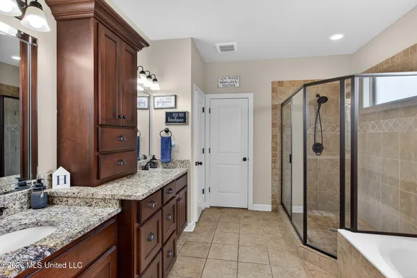 $589,900 | 1052 Aquila Circle North, Olive Branch, MS 38654