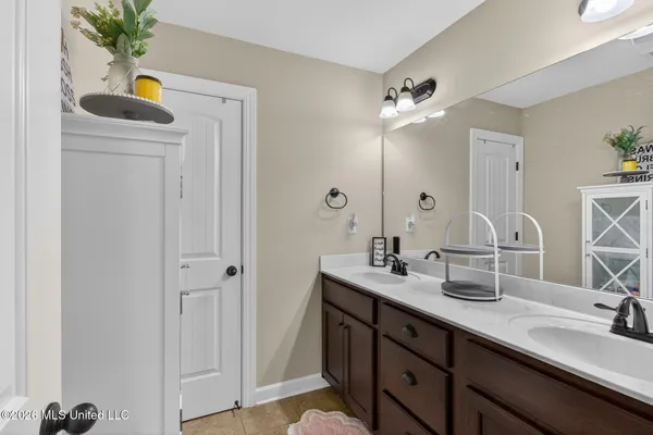 $589,900 | 1052 Aquila Circle North, Olive Branch, MS 38654