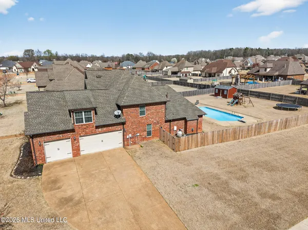 $589,900 | 1052 Aquila Circle North, Olive Branch, MS 38654