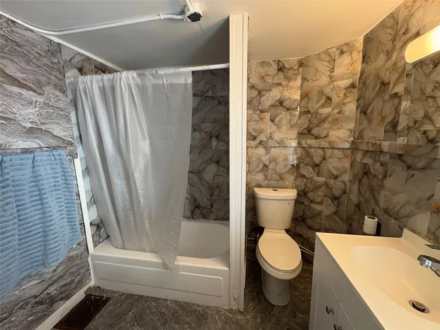 $90,000 | 7 Emmett Street, Binghamton, NY 13901