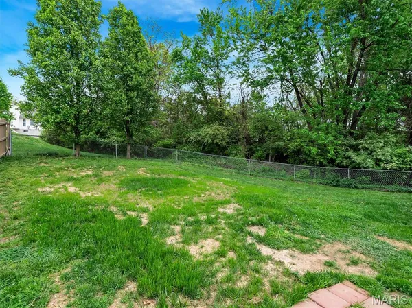 $309,999 | 1605 Paradise Landing Drive, Imperial, MO 63052