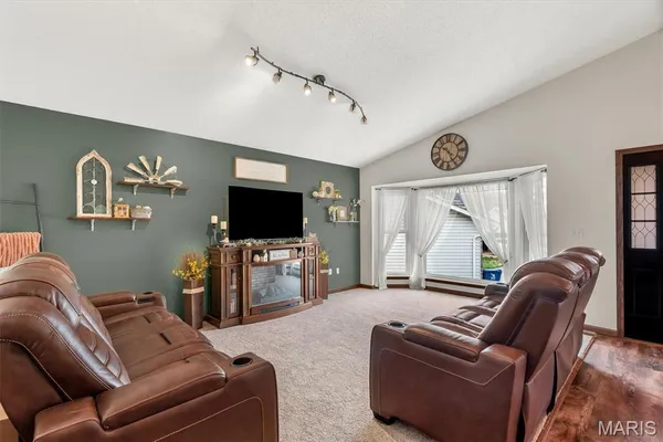 $309,999 | 1605 Paradise Landing Drive, Imperial, MO 63052