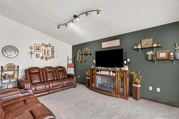 $309,999 | 1605 Paradise Landing Drive, Imperial, MO 63052