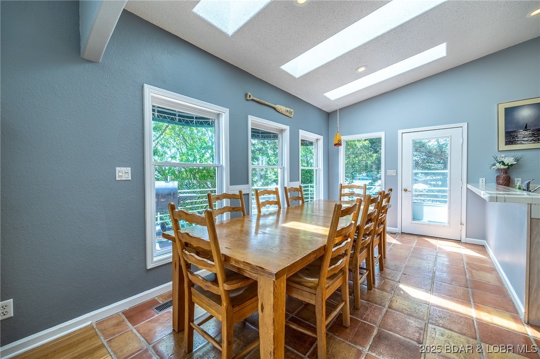 39 Island View Road Eldon, MO 65026 - Photo 16 of 58