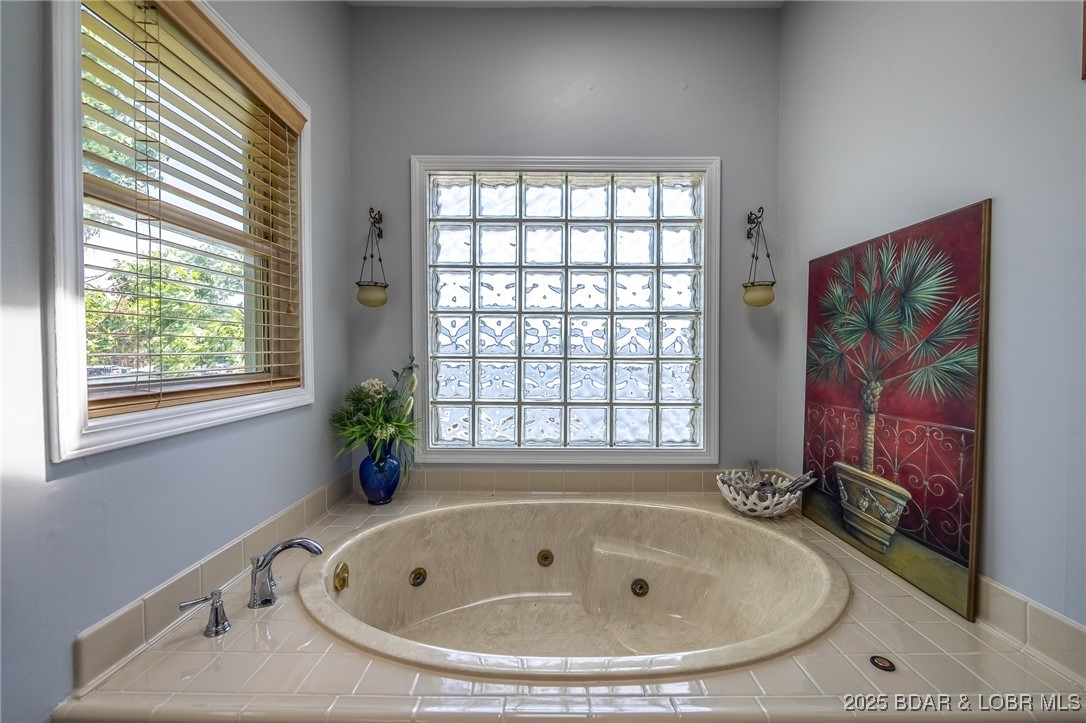 39 Island View Road Eldon, MO 65026 - Photo 24 of 58