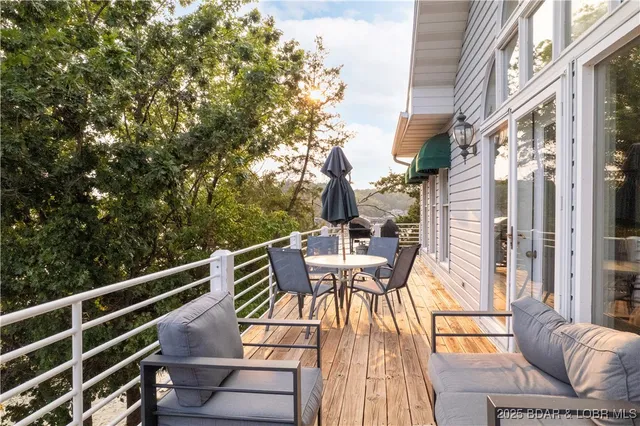 $599,000 | 39 Island View Road, Eldon, MO 65026