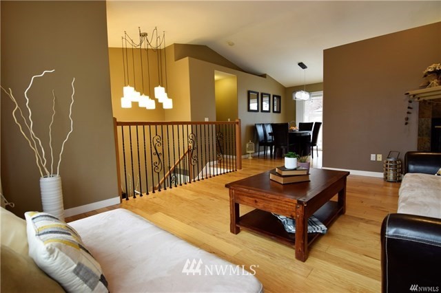 6417 Cady Road Everett, WA 98203 - Photo 6 of 20