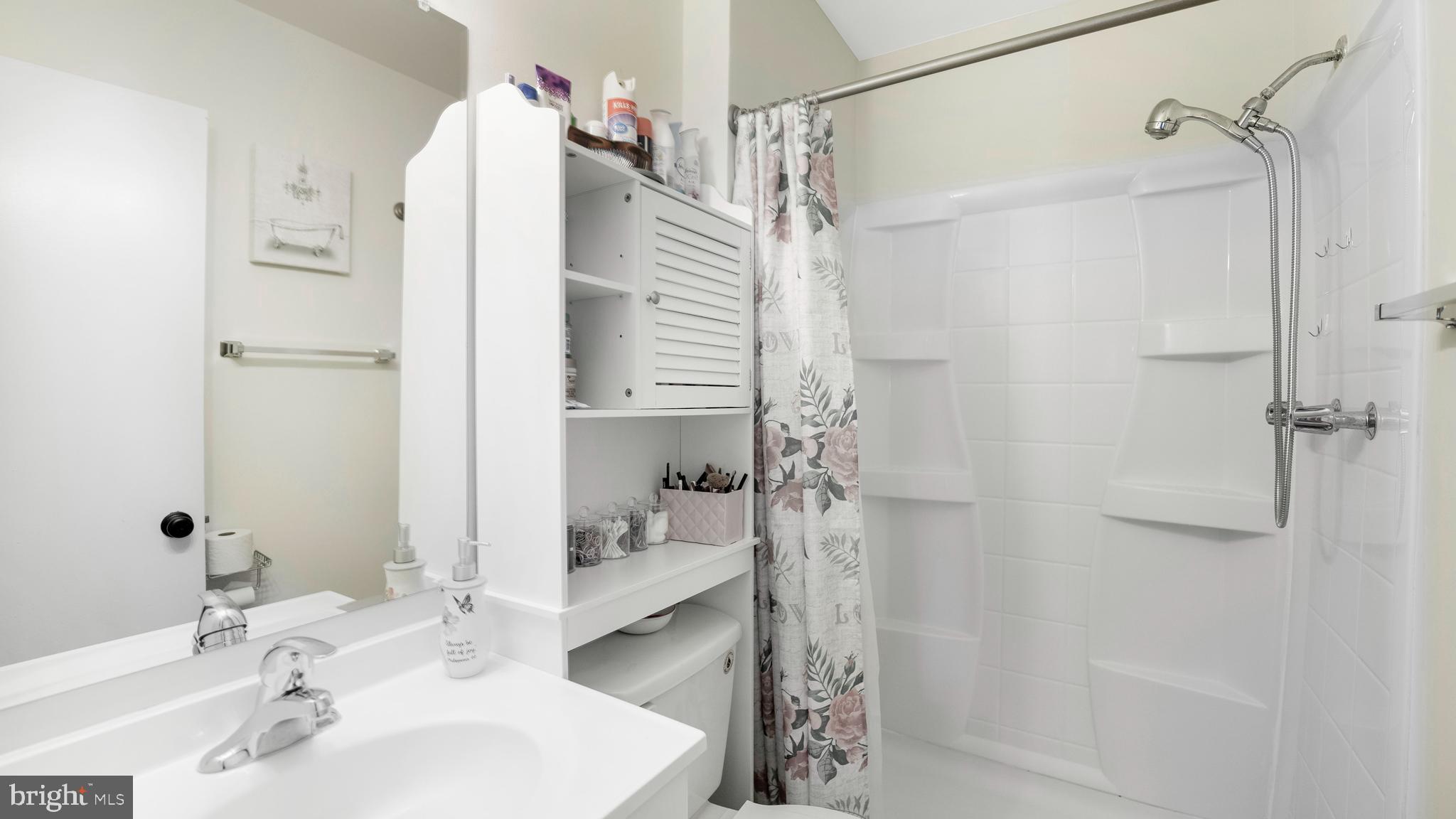 9078 McClellan Common Manassas, VA 20110 - Photo 5 of 10