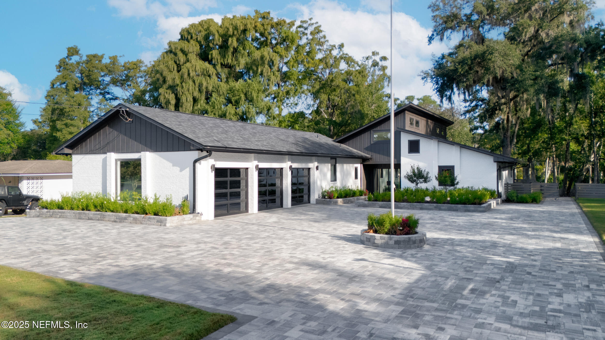 8833 Sanchez Road Jacksonville, FL 32217 - Photo 4 of 37 6_drone - 1