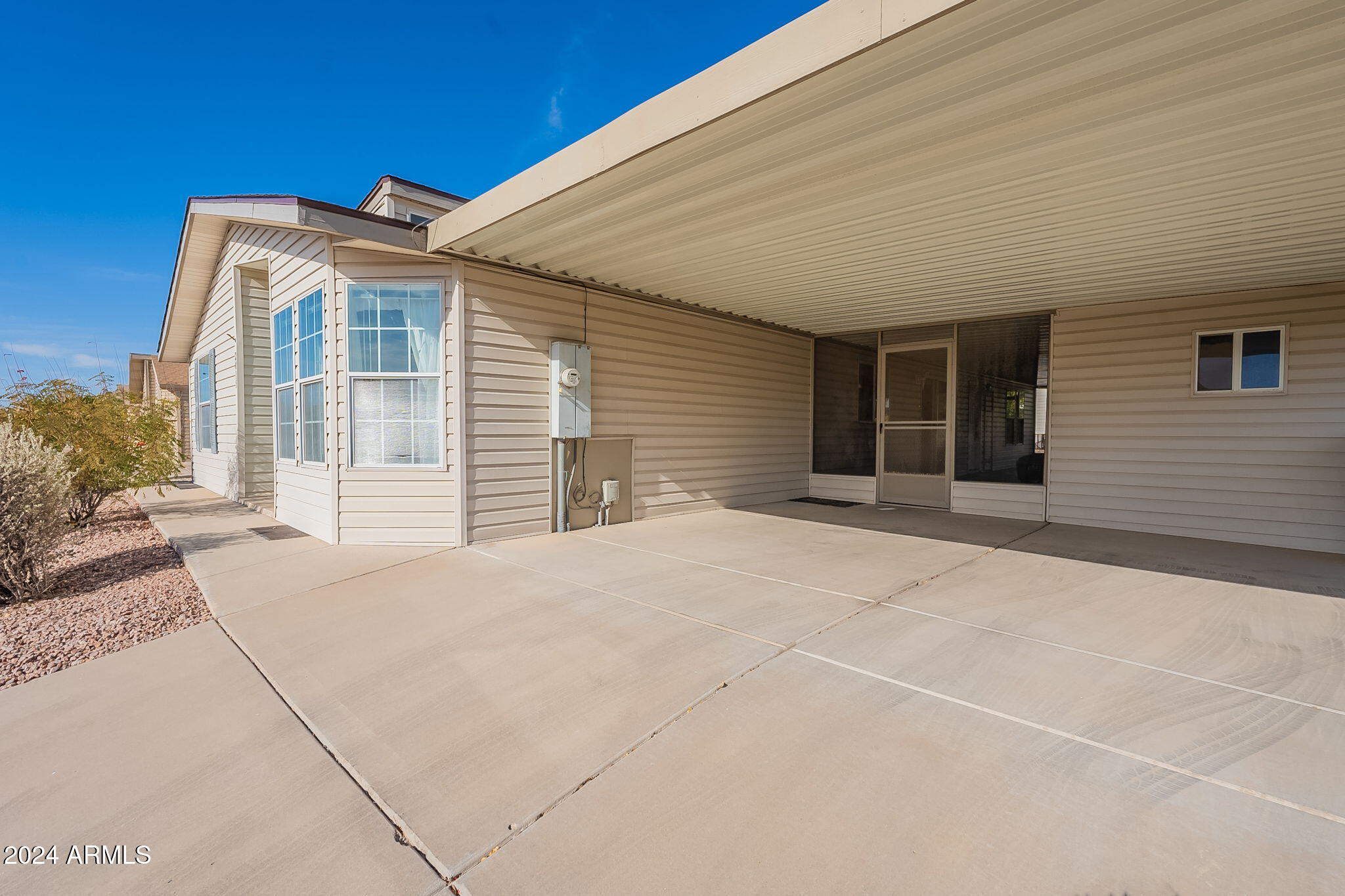 3301 South Goldfield Road, Unit 2015 Apache Junction, AZ 85119 - Photo 32 of 62 4-web-or-mls-Goldfield-4