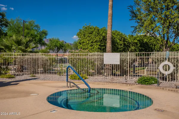 $159,999 | 3301 South Goldfield Road, Unit 2015, Apache Junction, AZ 85119