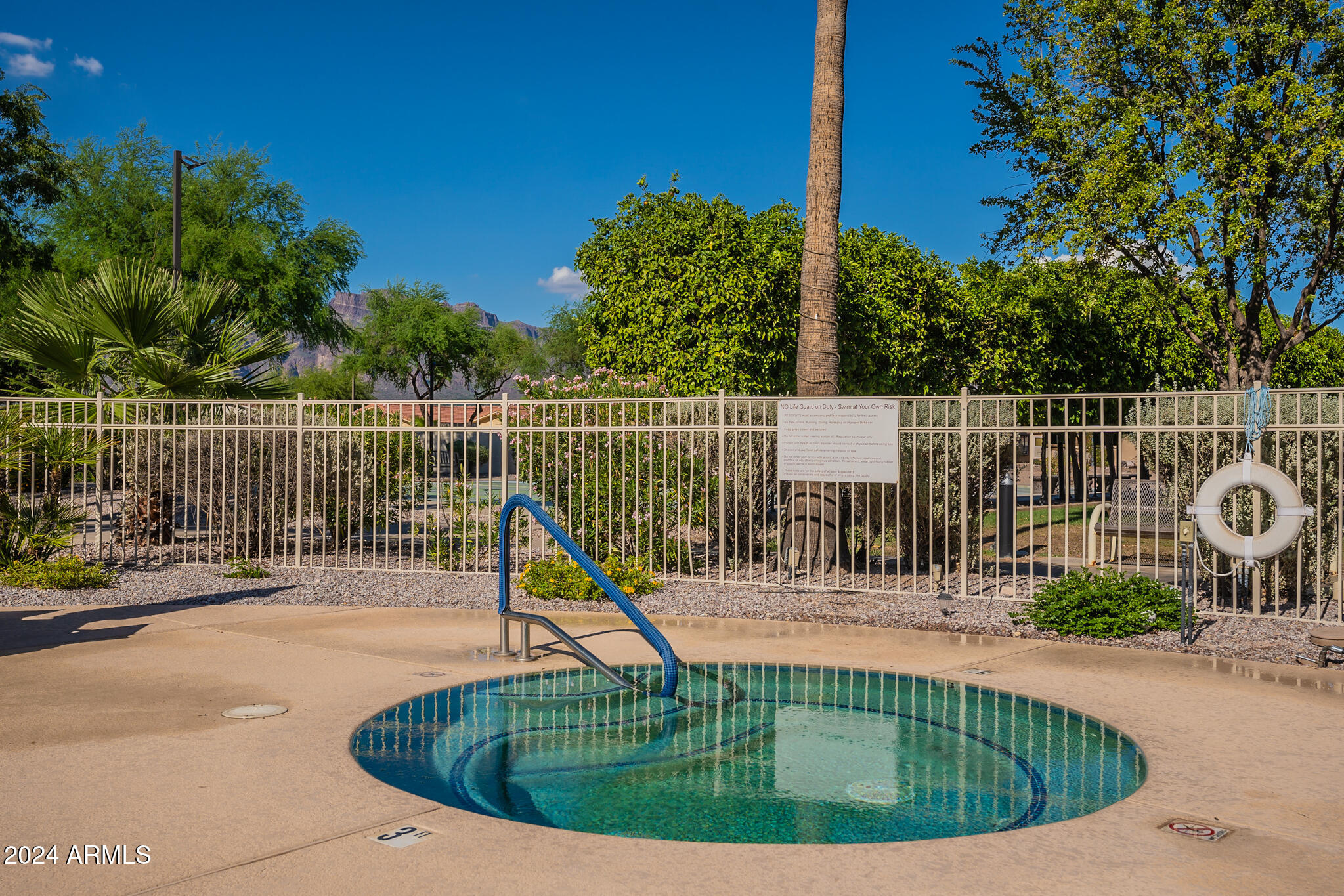 3301 South Goldfield Road, Unit 2015 Apache Junction, AZ 85119 - Photo 48 of 62 ListerPros-19