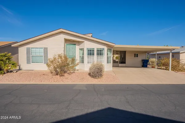 $159,999 | 3301 South Goldfield Road, Unit 2015, Apache Junction, AZ 85119