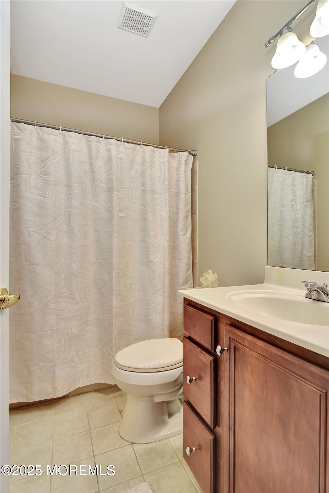 9 Crawford Road Manalapan, NJ 07726 - Photo 17 of 61 Bathroom