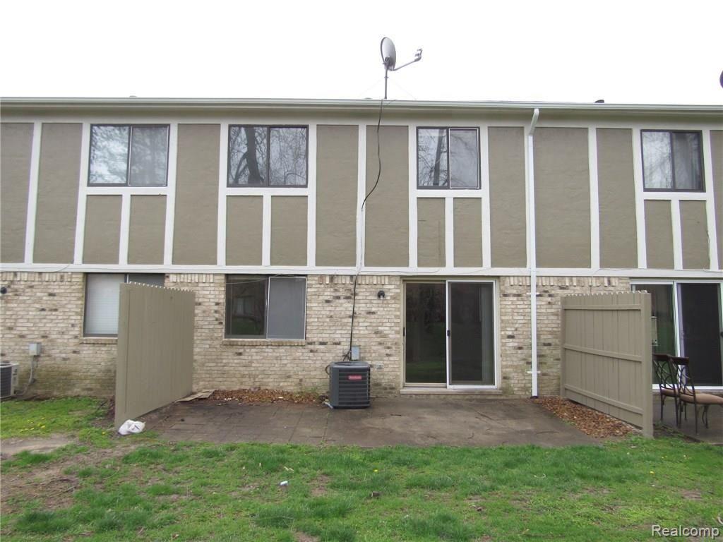 54121 Powderhorn Ridge Utica, MI 48316 - Photo 6 of 29