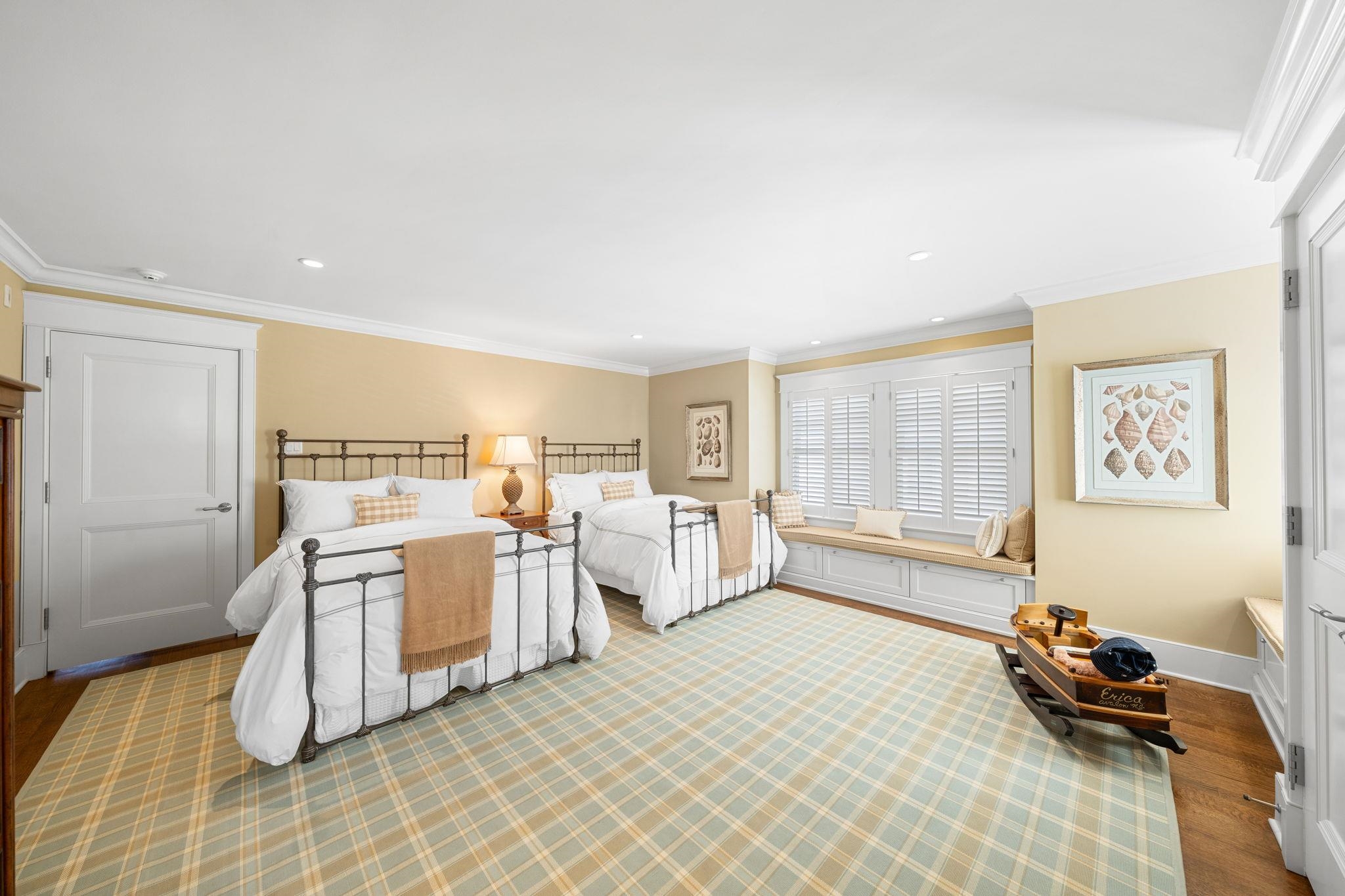 501 42nd Street Avalon, NJ 08202 - Photo 25 of 50 a room with a bed and a large window