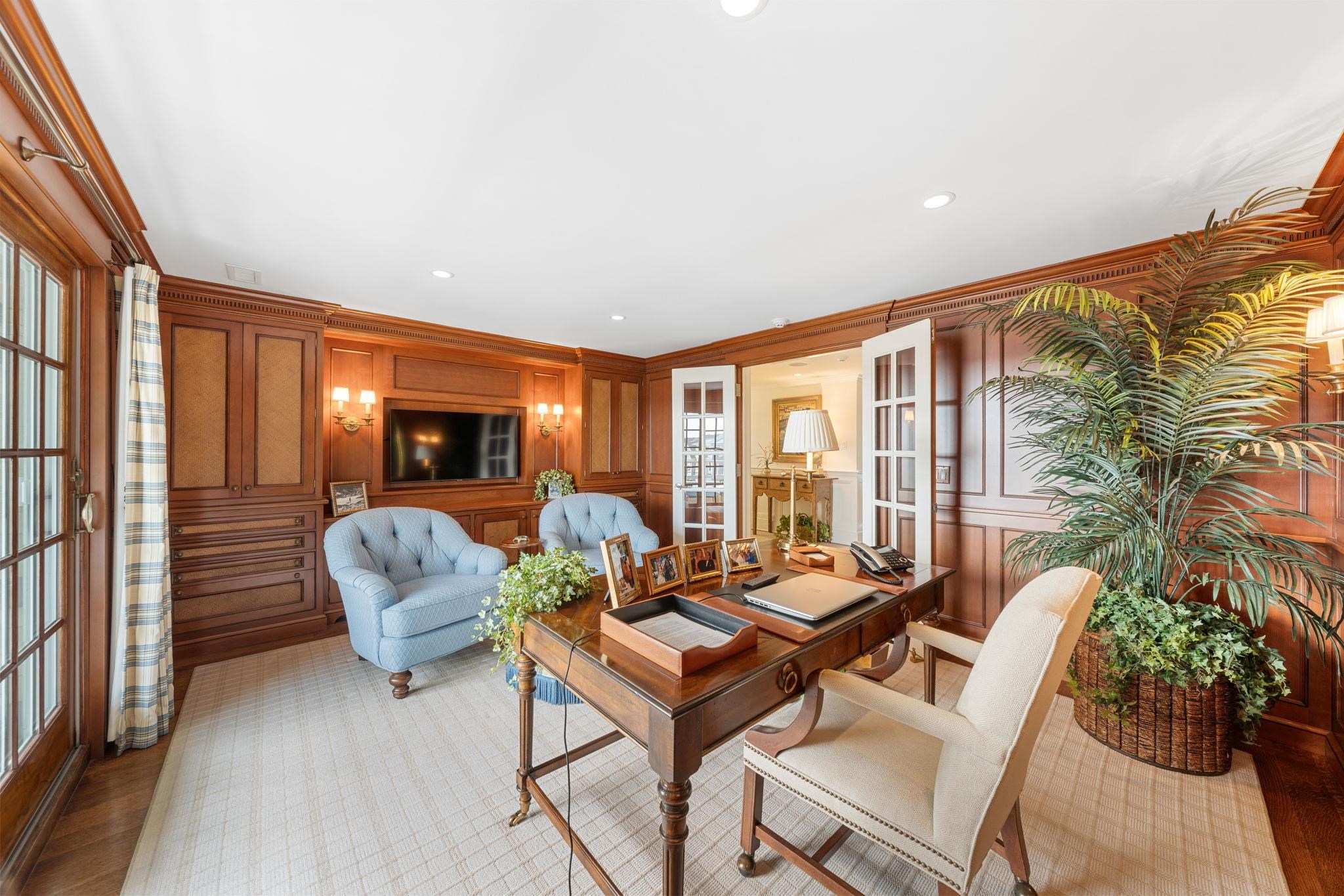 501 42nd Street Avalon, NJ 08202 - Photo 44 of 50 a living room with furniture and a large window