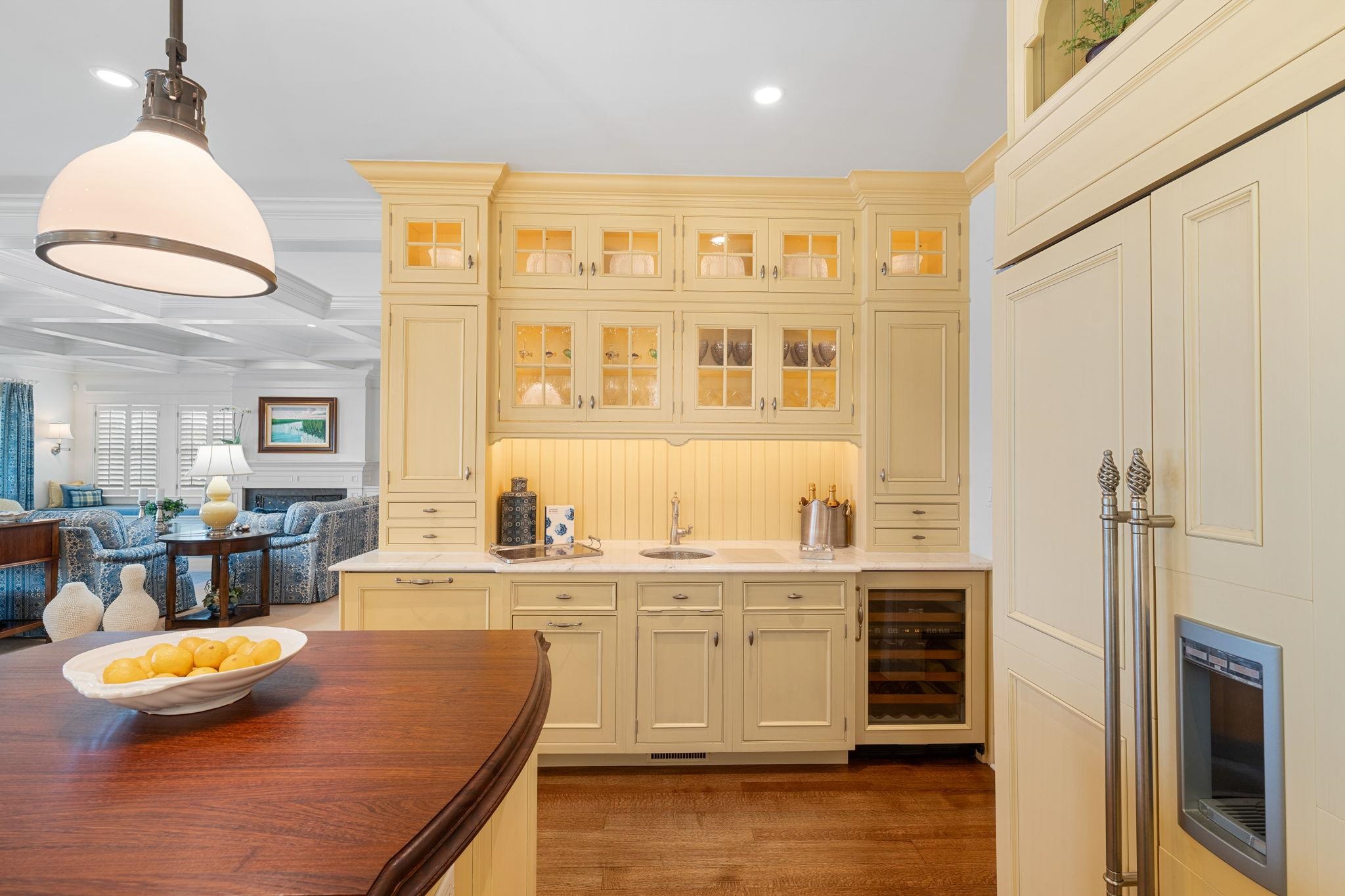 501 42nd Street Avalon, NJ 08202 - Photo 10 of 50 a kitchen with a stove a sink and a refrigerator