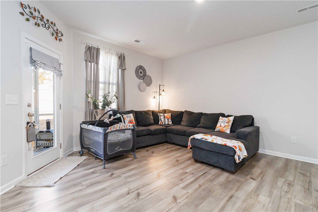 436 Bee Cv Way Pendleton, SC 29670 - Photo 5 of 29