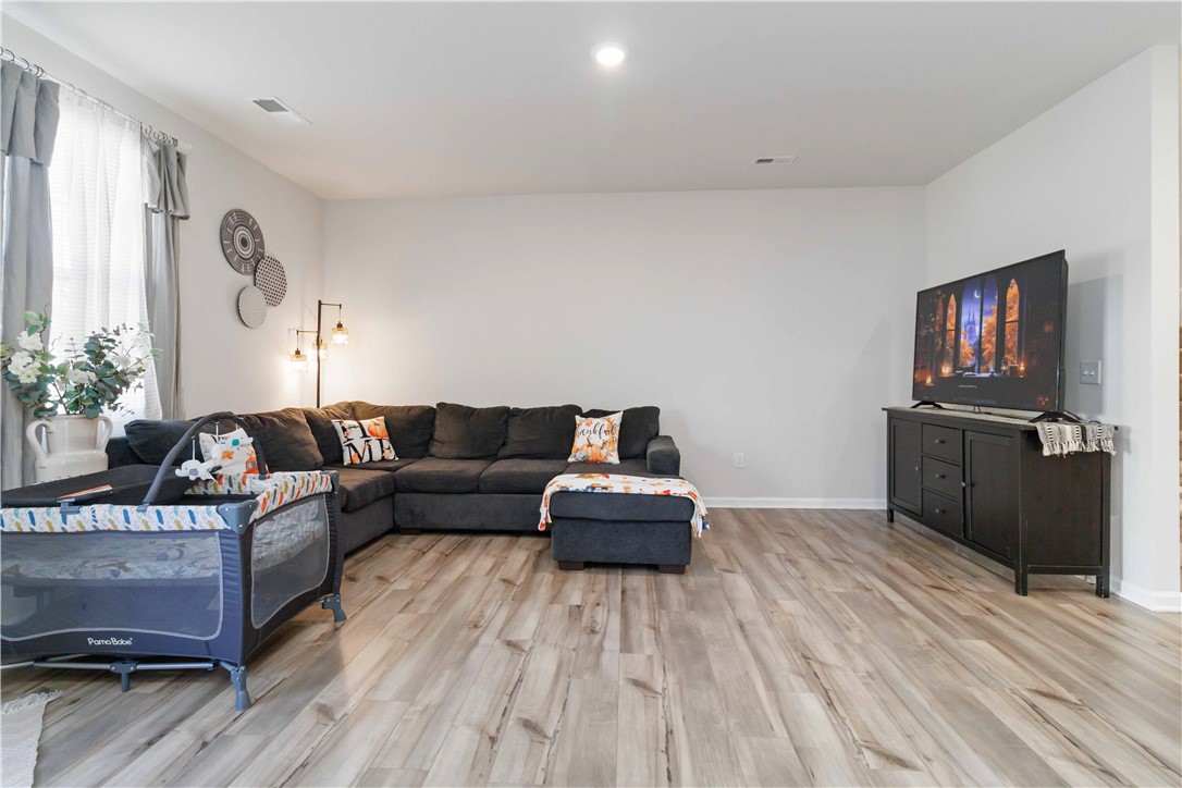 436 Bee Cv Way Pendleton, SC 29670 - Photo 6 of 29