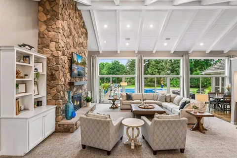 $1,950,000 | 1615 Northridge Drive, Wayzata, MN 55391