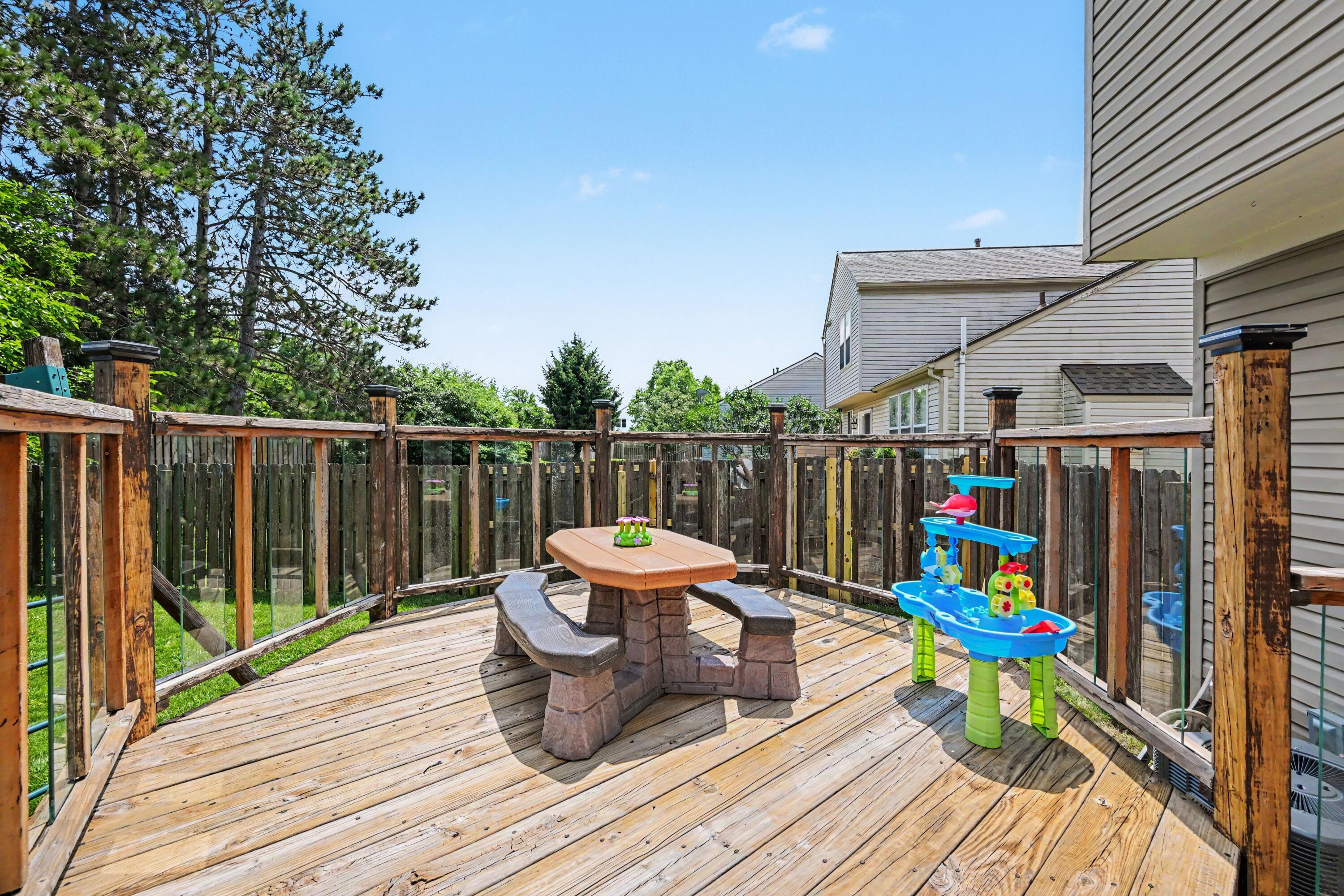 6059 Mapleview Lane Ypsilanti, MI 48197 - Photo 40 of 43 38 deck