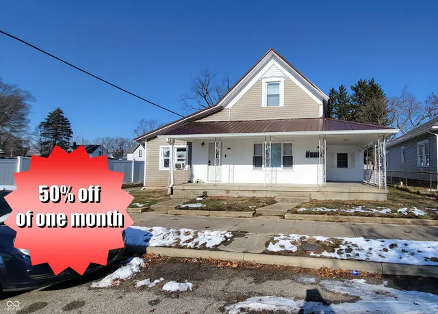 $825 | 330 West 6th Street, Anderson, IN 46016