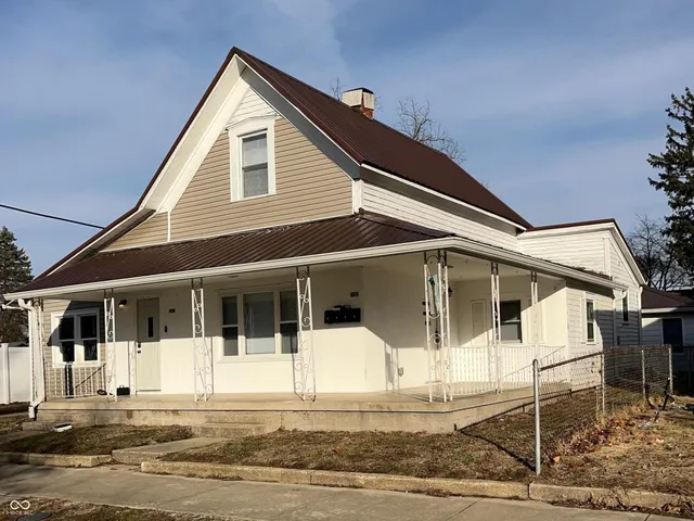 $825 | 330 West 6th Street, Anderson, IN 46016