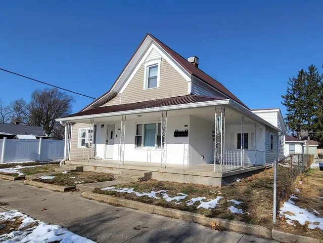 $825 | 330 West 6th Street, Anderson, IN 46016