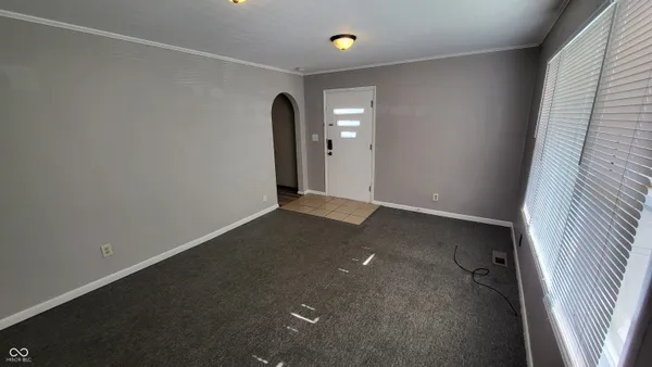 $750 | 330 West 6th Street, Anderson, IN 46016