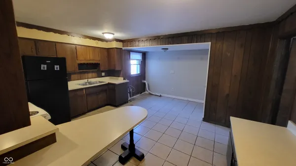 $750 | 330 West 6th Street, Anderson, IN 46016