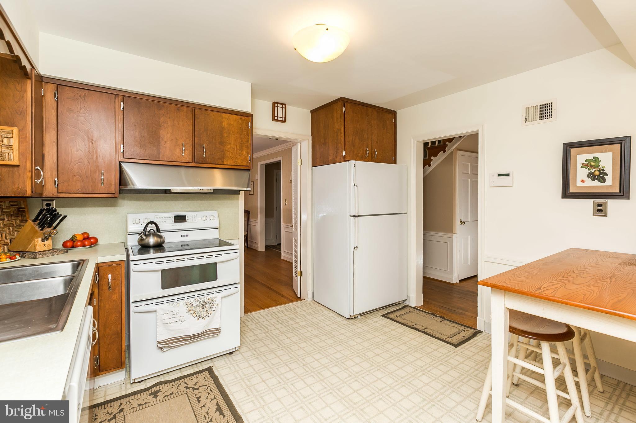 5002 Springlake Way Baltimore, MD 21212 - Photo 11 of 30 Kitchen