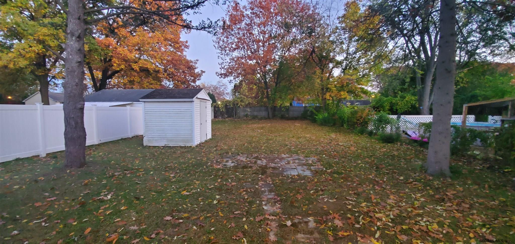 412 Clayton Road Schenectady, NY 12304 - Photo 18 of 19 Photo 18