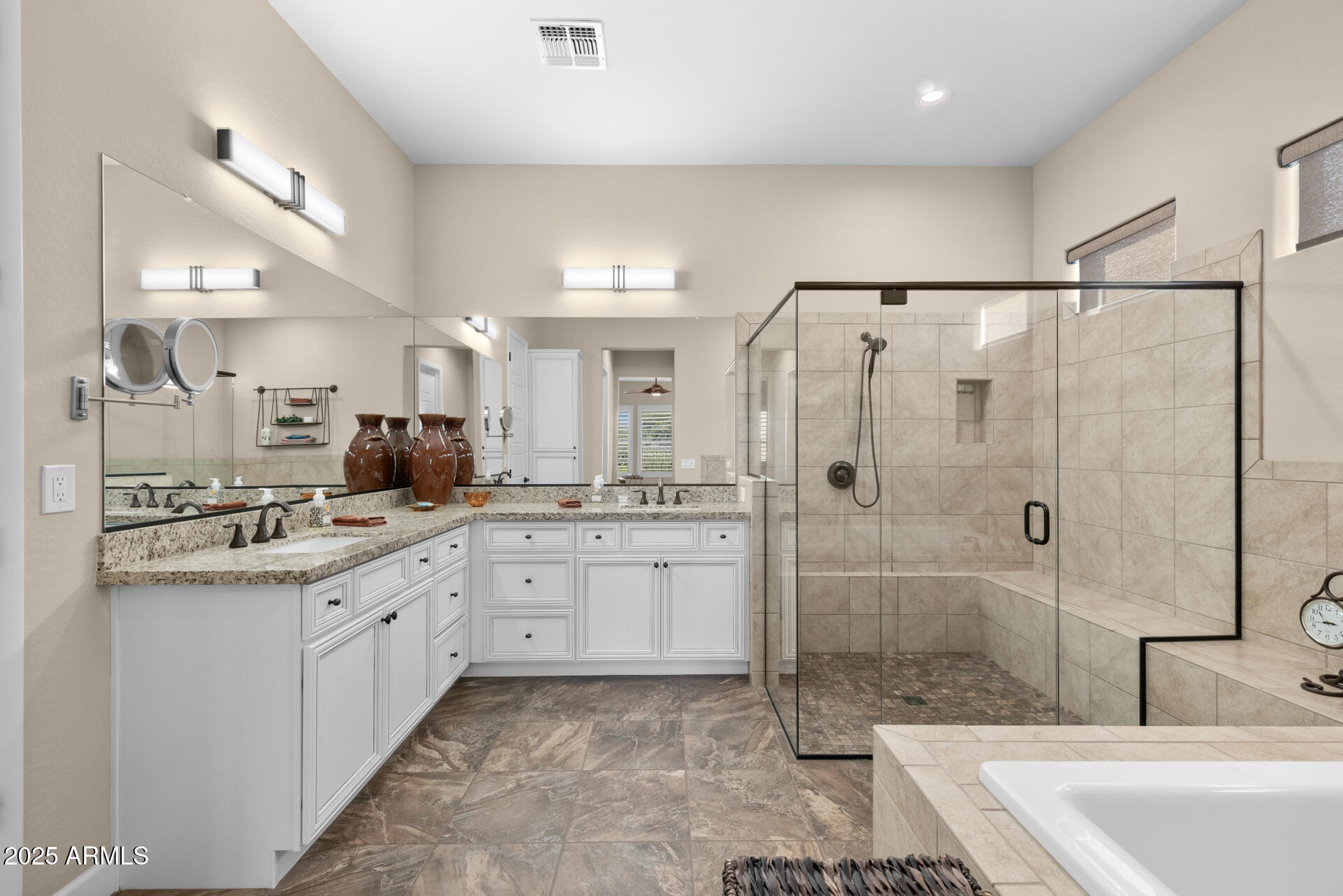 17946 East Cindercone Road Rio Verde, AZ 85263 - Photo 20 of 75 37) PRIMARY BATH