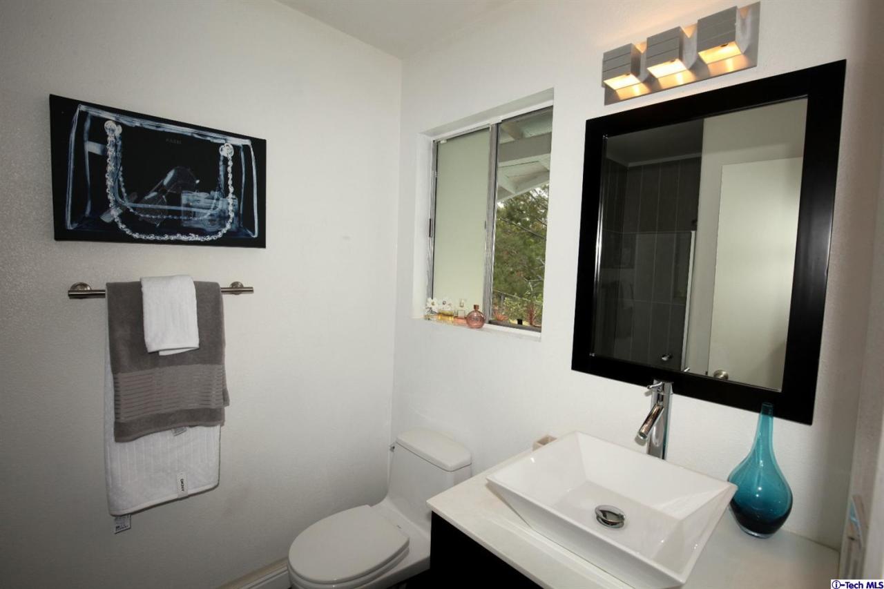 10875 Terecita Road Tujunga, CA 91042 - Photo 13 of 26 Additional Photo